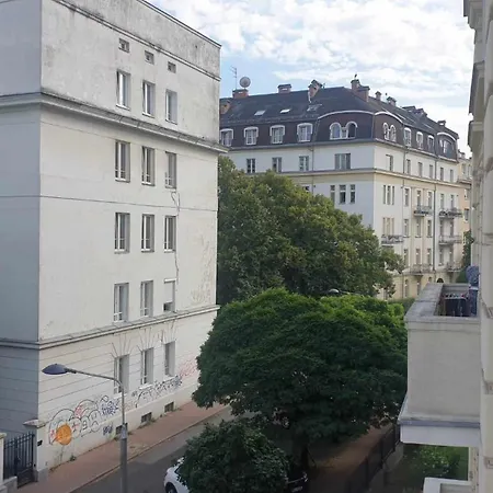 Stylish Bright Ochota With Balcony *